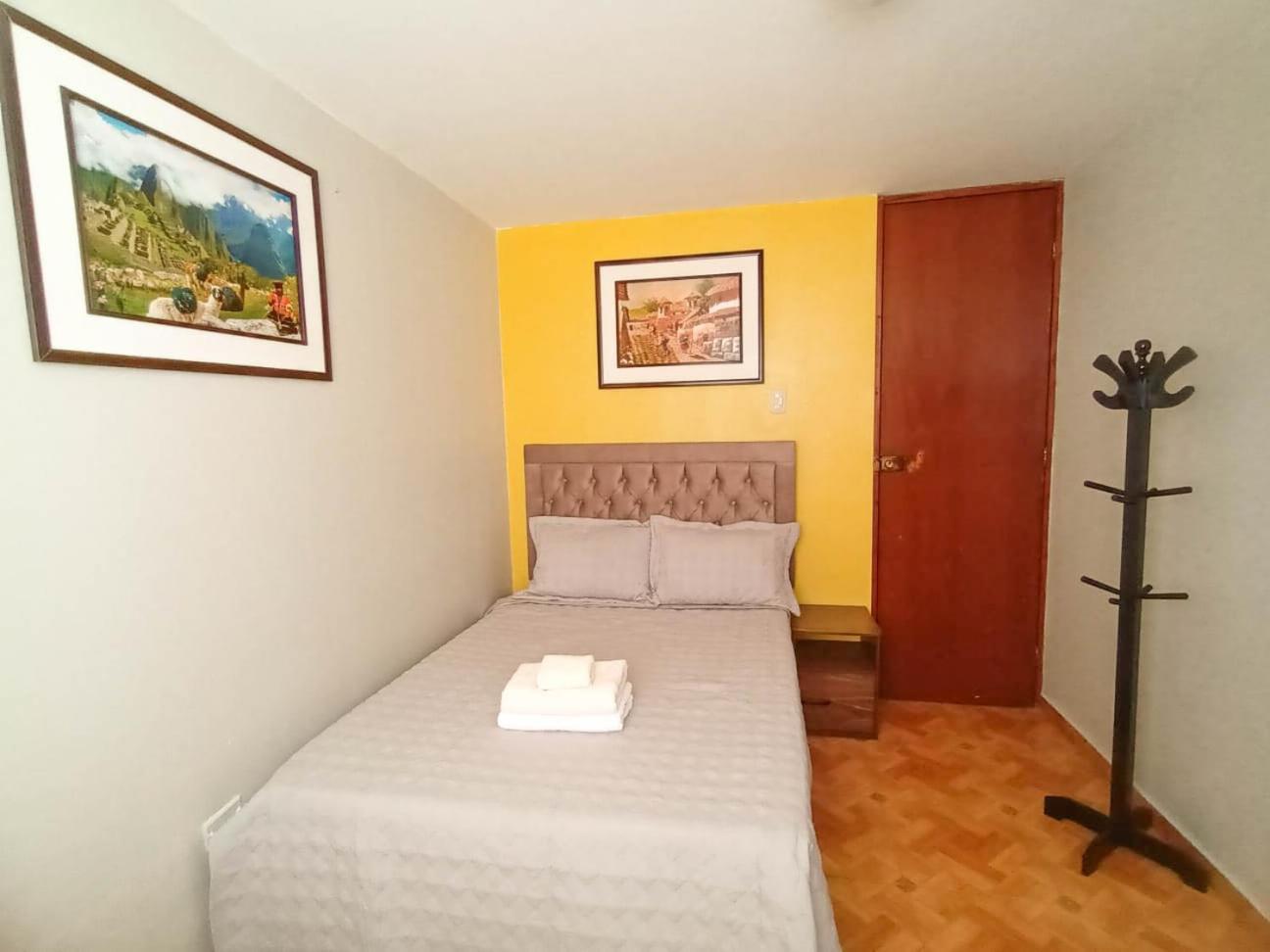 Right Across From The Airport - Free Shuttle - A Y J Familia Apartment Lima Exterior photo
