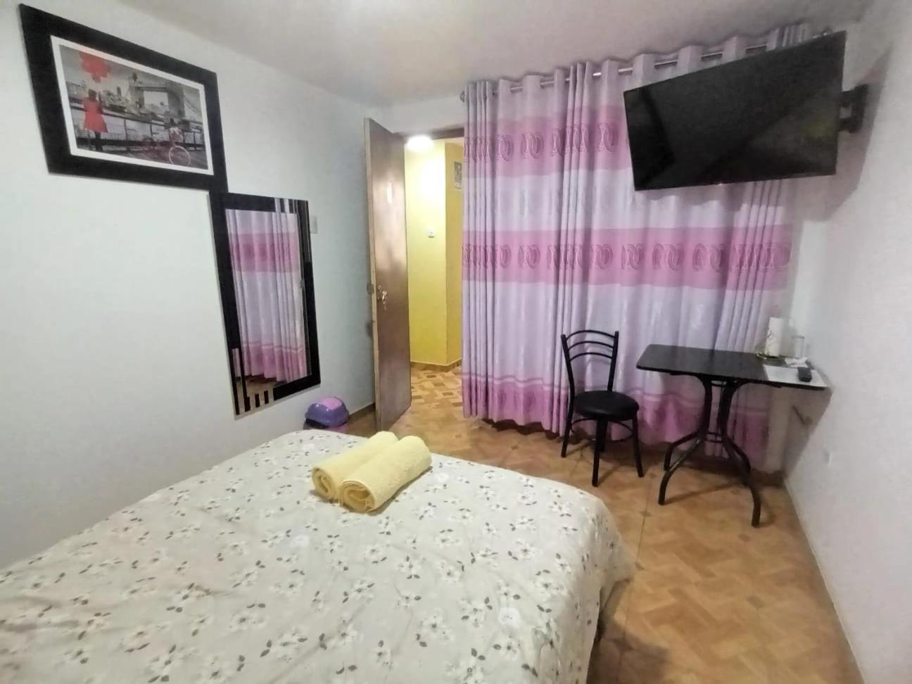 Right Across From The Airport - Free Shuttle - A Y J Familia Apartment Lima Exterior photo